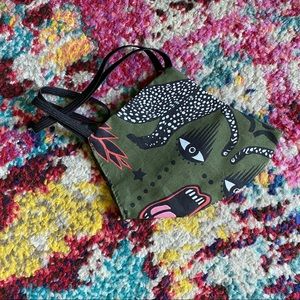 NWT Nooworks Cloth Face Mask in Black Swan